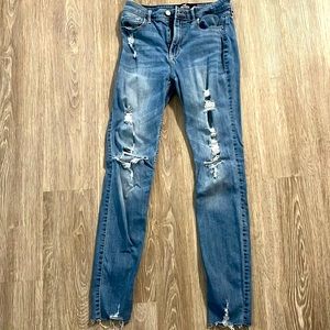 Hollister high-rise super skinny jeans size 3R / 26